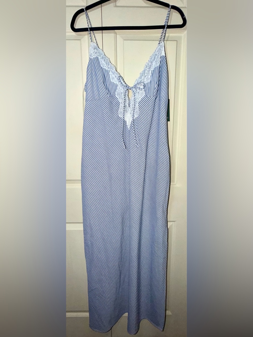 Wild Fable - Lace Trim Maxi Empire Waist Dress Size Large Brand new
